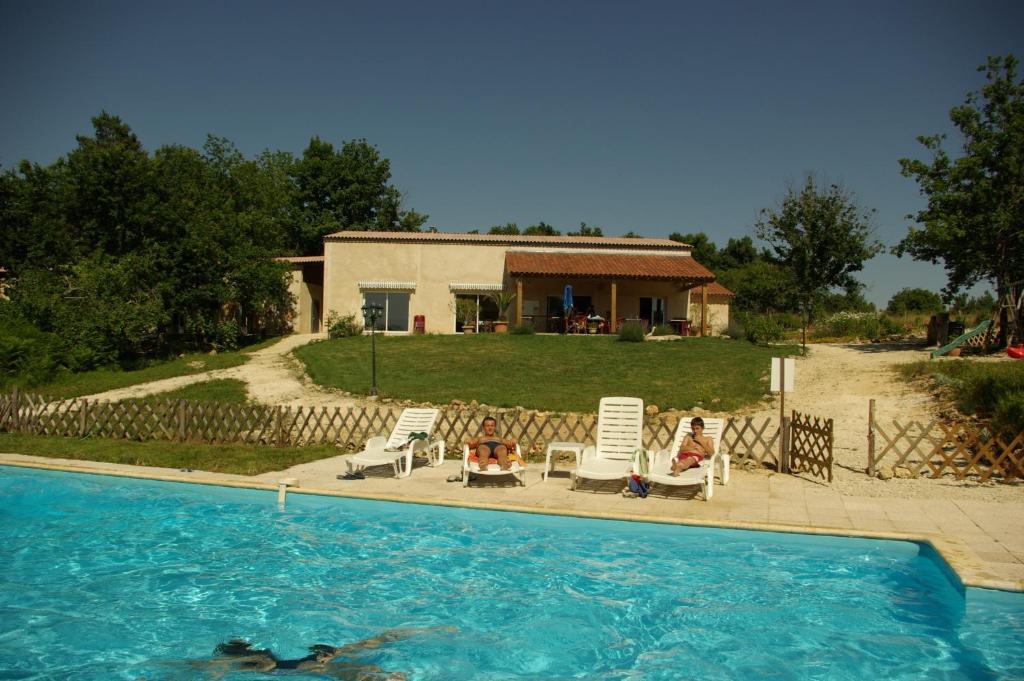 L'Hermitage Des 4 Saisons Hotel La Gonterie-Boulouneix Екстериор снимка